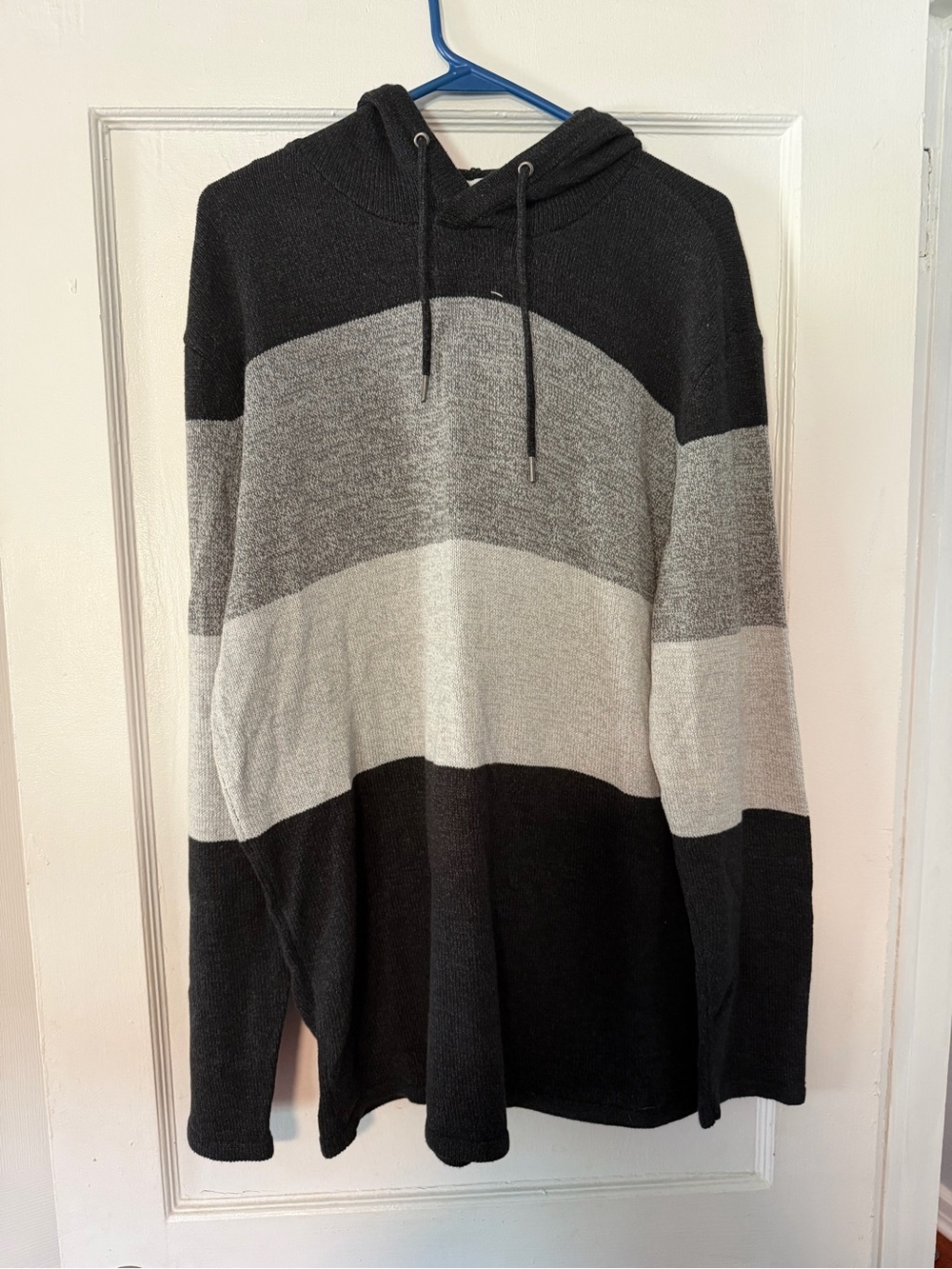 Retrofit Men's Black and Gray Striped Hooded Sweater